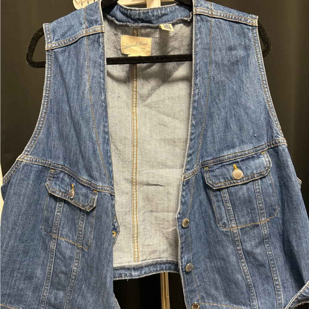 Universal Thread Light Blue Denim Vest and Jeans Set